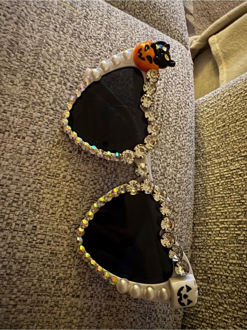 Festive Black Embellished Cat-Eye Sunglasses - Halloween Accent
